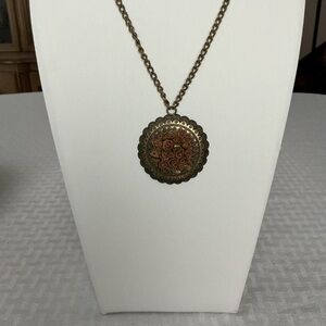 Tortolani Vintage Antique Gold Tone Pendant Necklace